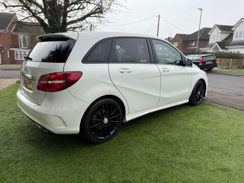 Mercedes-Benz B Class 2.1 B 200 AMG Line Premium D Auto 5dr 25