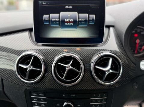 Mercedes-Benz B Class 2.1 B 200 AMG Line Premium D Auto 5dr 73