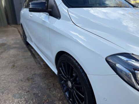 Mercedes-Benz B Class 2.1 B 200 AMG Line Premium D Auto 5dr 39