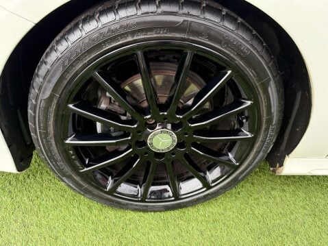 Mercedes-Benz B Class 2.1 B 200 AMG Line Premium D Auto 5dr 46