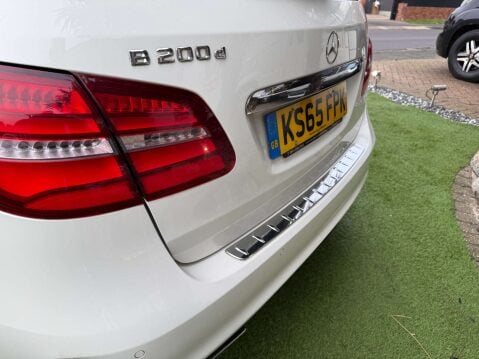 Mercedes-Benz B Class 2.1 B 200 AMG Line Premium D Auto 5dr 30