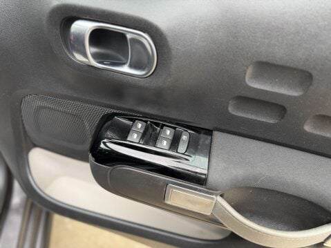 Citroen C3 1.2 C3 Flair + PureTech S/S 5dr 55