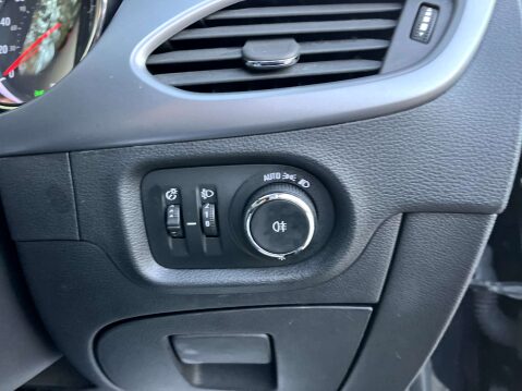 Vauxhall Astra 1.0 Astra SE Ecotec S/S 5dr 83