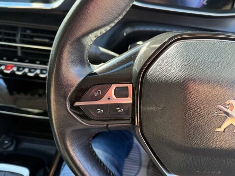 Peugeot 208 1.2 208 Allure Premium PureTech S/S 5dr 74
