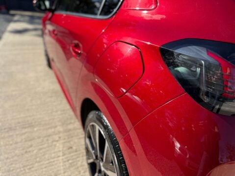 Peugeot 208 1.2 208 Allure Premium PureTech S/S 5dr 36