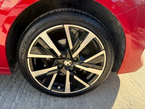 Peugeot 208 1.2 208 Allure Premium PureTech S/S 5dr 44