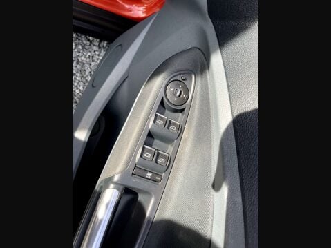 Ford C-Max 1.6 C-Max Zetec 5dr 38