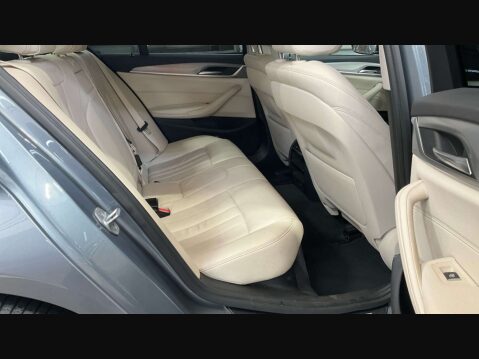 BMW 5 Series 2.0 530e SE Auto 4dr 11
