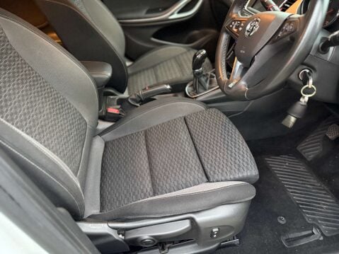 Vauxhall Astra 1.2 Astra SRi T 5dr 79