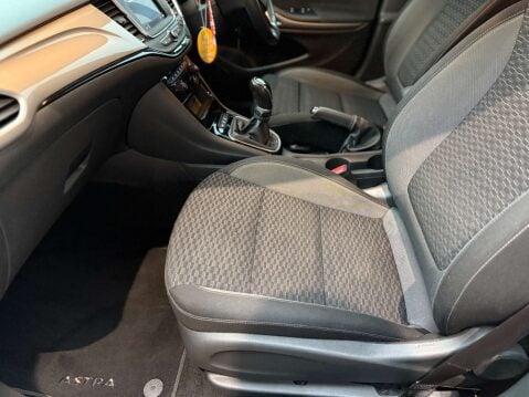 Vauxhall Astra 1.2 Astra SRi T 5dr 74