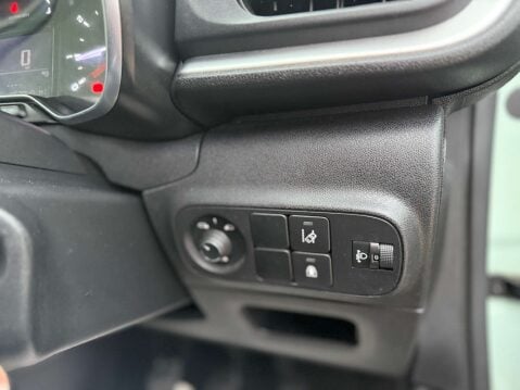 Citroen C3 1.2 C3 Flair PureTech S/S 5dr 60