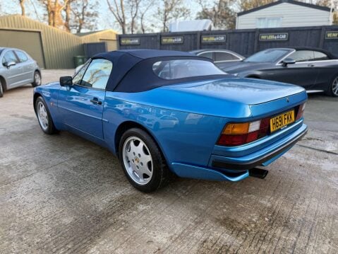 Porsche 944 3.0 944 S2 Cabrio 3dr 26