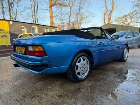 Porsche 944 3.0 944 S2 Cabrio 3dr 13