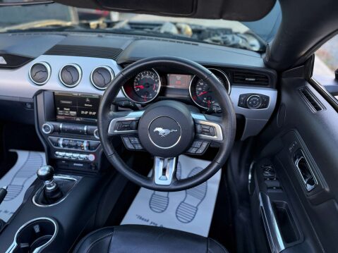 Ford Mustang 5.0 Mustang GT 2dr 8