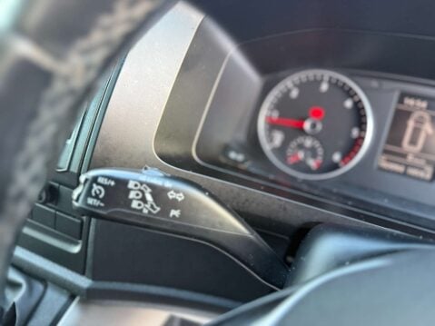 Volkswagen Transporter 2.0 Transporter T28 Trendline TDI BlueMotion Technology 68