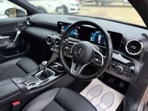 Mercedes-Benz A Class 1.3 A 200 Sport Executive 5dr 58