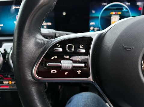 Mercedes-Benz A Class 1.3 A 200 Sport Executive 5dr 70