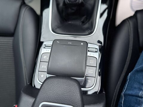 Mercedes-Benz A Class 1.3 A 200 Sport Executive 5dr 69