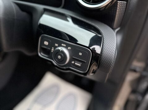 Mercedes-Benz A Class 1.3 A 200 Sport Executive 5dr 62