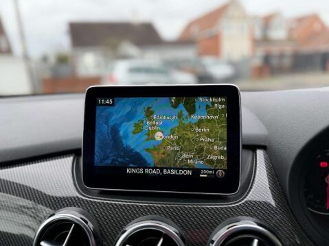 Mercedes-Benz B Class 2.1 B 200 AMG Line Premium D Auto 5dr 54