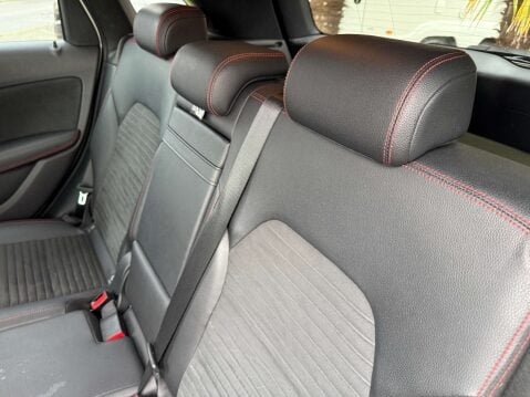 Mercedes-Benz B Class 2.1 B 200 AMG Line Premium D Auto 5dr 56