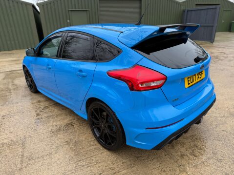 Ford Focus 2.3 Focus RS 4WD 5dr 40