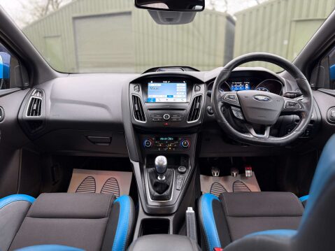 Ford Focus 2.3 Focus RS 4WD 5dr 69