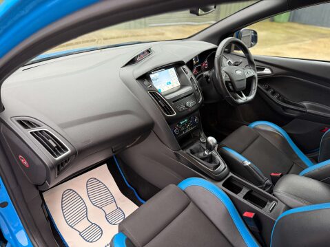 Ford Focus 2.3 Focus RS 4WD 5dr 95