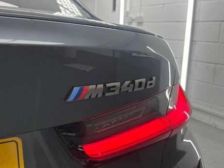 BMW 3 Series 3.0 M340d MHT Auto xDrive Euro 6 (s/s) 4dr 4
