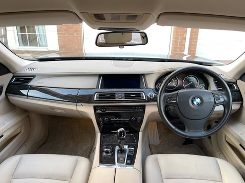 BMW 7 Series 3.0 730d SE Auto Euro 5 (s/s) 4dr 13
