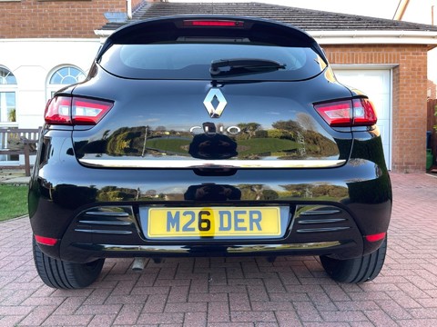 Renault Clio 1.5 dCi Play Euro 6 (s/s) 5dr 28