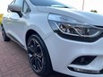 Renault Clio 0.9 TCe Iconic Euro 6 (s/s) 5dr 24