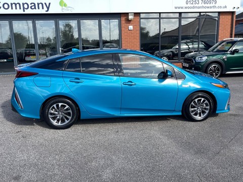 Toyota Prius 1.8 VVT-h 8.8 kWh Excel CVT Euro 6 (s/s) 5dr 8