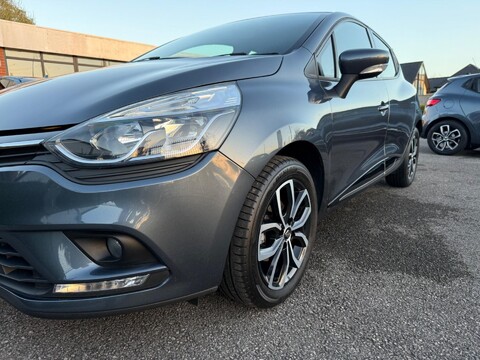 Renault Clio 1.5 dCi Play Euro 6 (s/s) 5dr 22