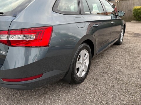 Skoda Superb 1.6 TDI S DSG Euro 6 (s/s) 5dr 24