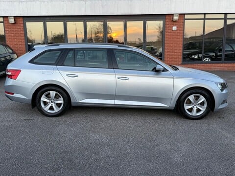 Skoda Superb 1.6 TDI S Euro 6 (s/s) 5dr 8