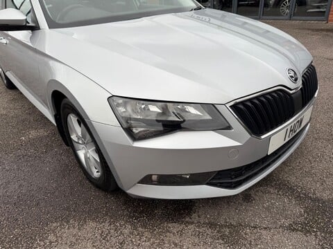 Skoda Superb 1.6 TDI S Euro 6 (s/s) 5dr 21