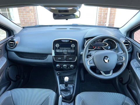 Renault Clio 1.5 dCi Play Euro 6 (s/s) 5dr 11