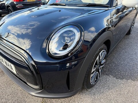 Mini Convertible 1.5 Cooper Exclusive Steptronic Euro 6 (s/s) 2dr 20