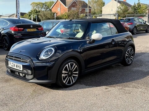 Mini Convertible 1.5 Cooper Exclusive Steptronic Euro 6 (s/s) 2dr 46