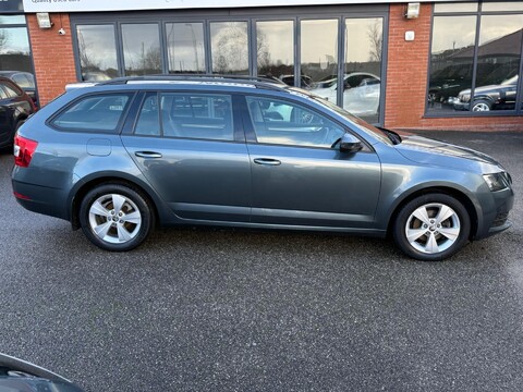 Skoda Octavia 1.6 TDI S Euro 6 (s/s) 5dr 8