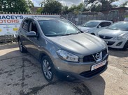 Nissan Qashqai 1.5 dCi Tekna 2WD Euro 5 5dr 3