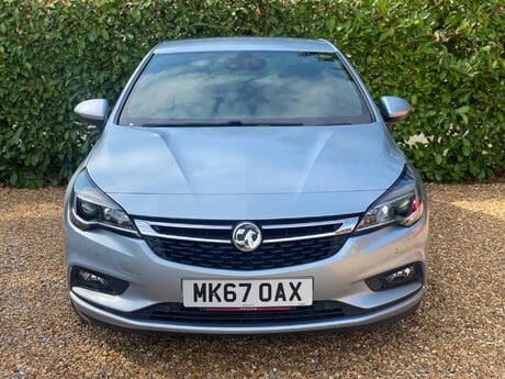 Vauxhall Astra 1.4i Turbo SRi Nav Euro 6 5dr 4