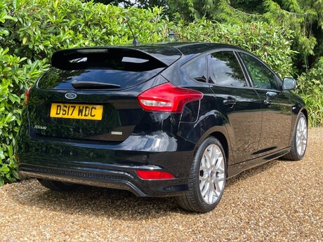 Ford Focus 1.0T EcoBoost ST-Line Euro 6 (s/s) 5dr 15