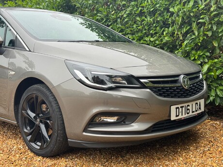 Vauxhall Astra 1.4i Turbo SRi Nav Euro 6 5dr 6