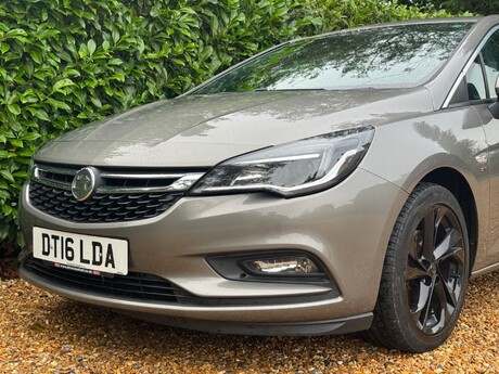 Vauxhall Astra 1.4i Turbo SRi Nav Euro 6 5dr 16