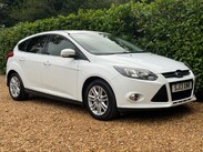 Ford Focus 1.0T EcoBoost Titanium Euro 5 (s/s) 5dr 1