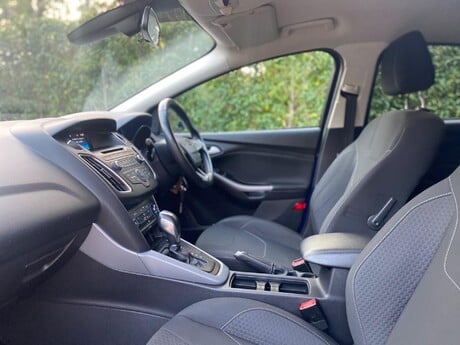 Ford Focus 1.6 Zetec Powershift Euro 6 5dr 40