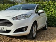 Ford Fiesta 1.0 Zetec Euro 5 (s/s) 3dr 6