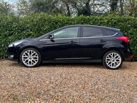 Ford Focus 1.0T EcoBoost Titanium X Euro 6 (s/s) 5dr 7